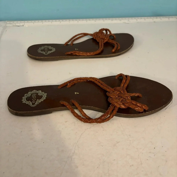 🛍️3/$30 Ecoté women’s braided strappy‎ sandal in size  7 - Picture 7 of 9